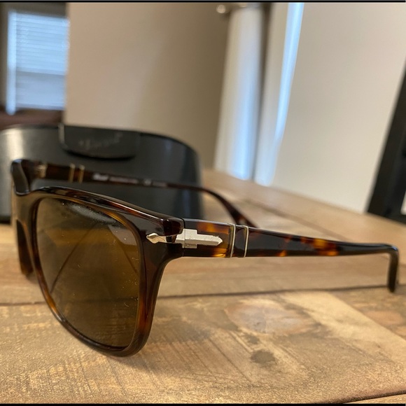 Persol Glasses - Picture 2 of 4